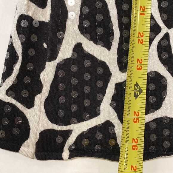 ❤️Last Chance INC International Concepts animal print  sequined top size L - Picture 8 of 8